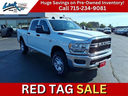 2024 RAM 3500 Tradesman Crew Cab 4x4 6'4' Box