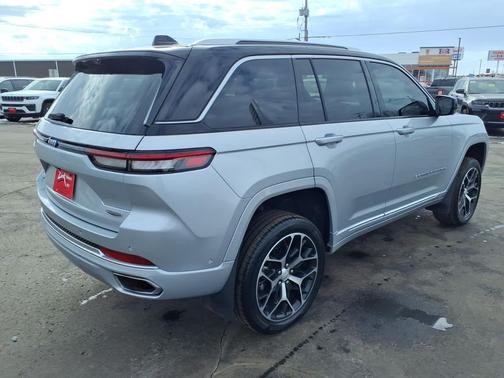2022 Jeep Grand Cherokee 4xe Summit Reserve