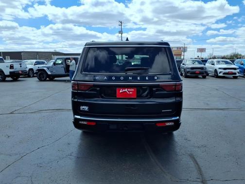 Diamond Black Crystal Pearlcoat 2024 Jeep Wagoneer L Series III 4x4