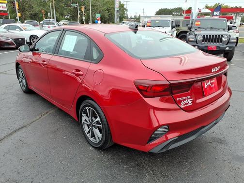 2023 Kia Forte LXS