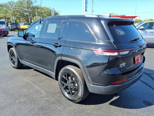 2024 Jeep Grand Cherokee Altitude