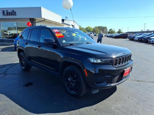 2024 Jeep Grand Cherokee Altitude