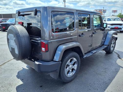 2018 Jeep Wrangler JK Unlimited Sahara