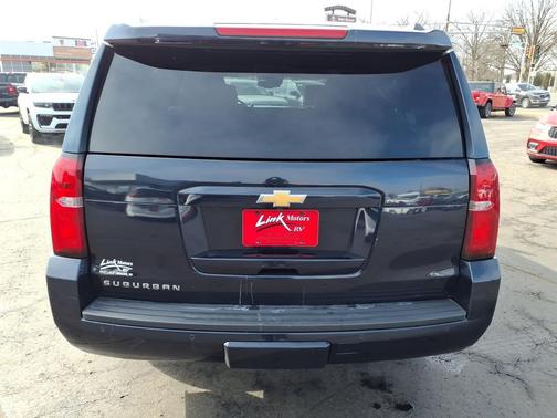 2018 Chevrolet Suburban LT