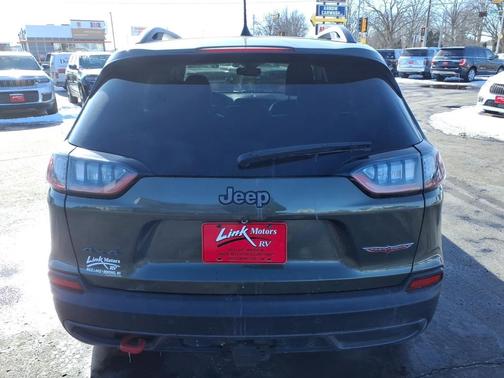 2021 Jeep Cherokee Trailhawk