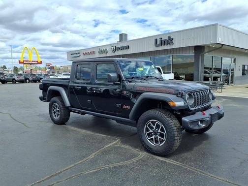 Black Clearcoat 2026 Jeep Gladiator Rubicon