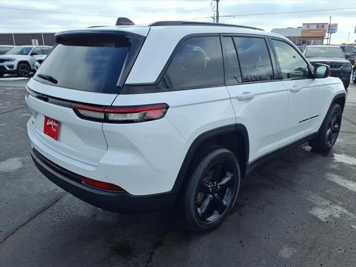 2023 Jeep Grand Cherokee Altitude