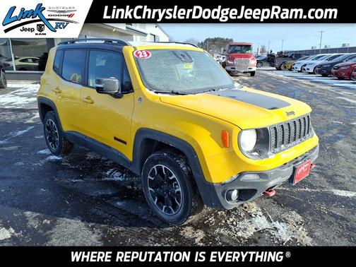 2023 Jeep Renegade Trailhawk
