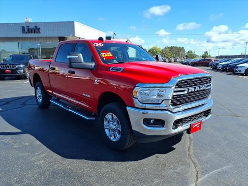 2024 RAM 2500 Big Horn Crew Cab 4x4 6'4' Box