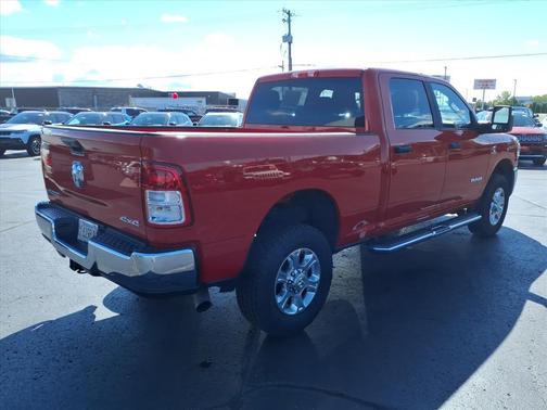 2024 RAM 2500 Big Horn Crew Cab 4x4 6'4' Box