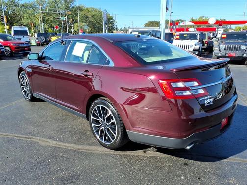 2019 Ford Taurus Limited