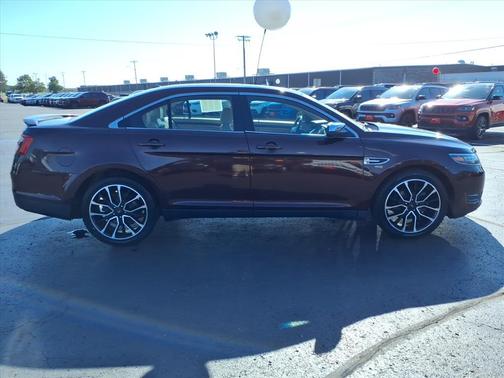 2019 Ford Taurus Limited