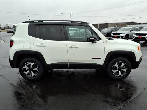 2022 Jeep Renegade Trailhawk