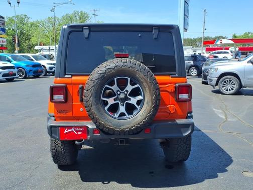 Punkn Metallic Clearcoat 2018 Jeep Wrangler Unlimited Sahara