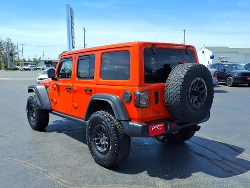 Punkn Metallic Clearcoat 2023 Jeep Wrangler 4-Door High Tide 4x4