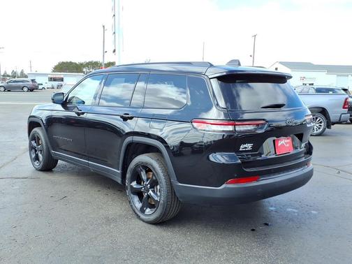 2025 Jeep Grand Cherokee L Altitude