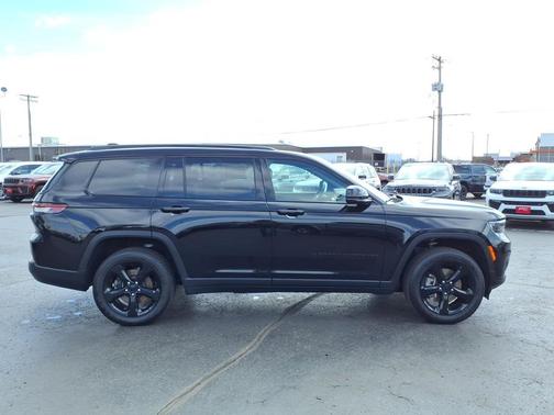 2025 Jeep Grand Cherokee L Altitude