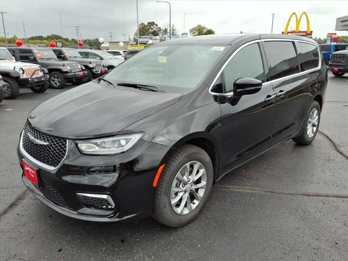 2026 Chrysler Pacifica L