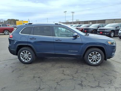 2021 Jeep Cherokee Latitude Lux