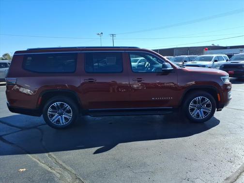 2023 Jeep Wagoneer L Series II 4x4