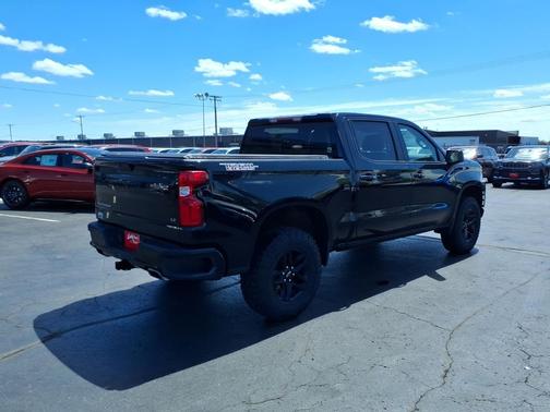 Black 2021 Chevrolet Silverado 1500 LT Trail Boss