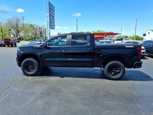 Black 2021 Chevrolet Silverado 1500 LT Trail Boss