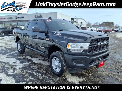 2022 RAM 2500 Tradesman Crew Cab 4x4 6'4' Box
