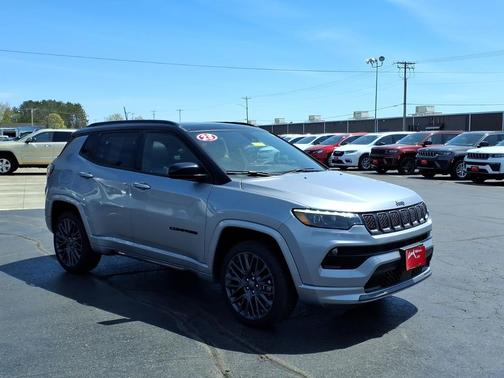 Billet Silver Metallic Clearcoat 2023 Jeep Compass High Altitude