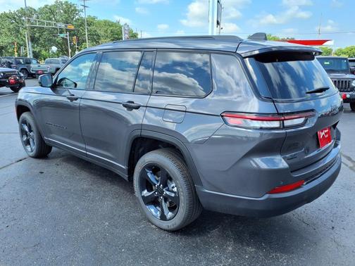2025 Jeep Grand Cherokee L Altitude