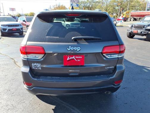 2016 Jeep Grand Cherokee Laredo