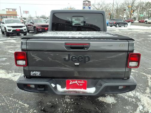 2020 Jeep Gladiator Sport S