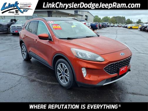 2020 Ford Escape SEL