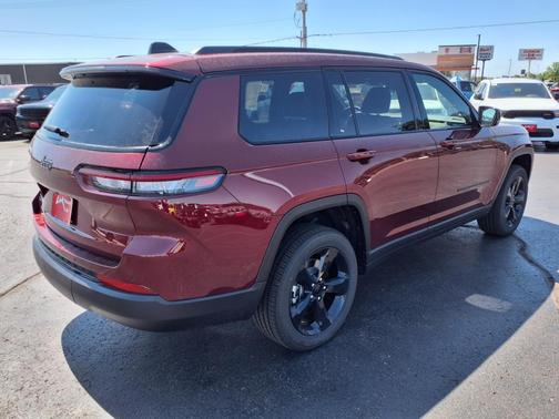 2025 Jeep Grand Cherokee L Altitude