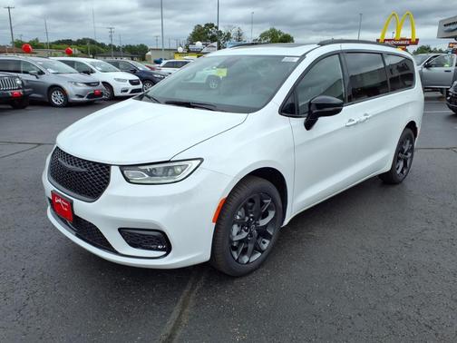 2026 Chrysler Pacifica Limited