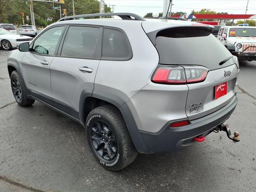 2022 Jeep Cherokee Trailhawk