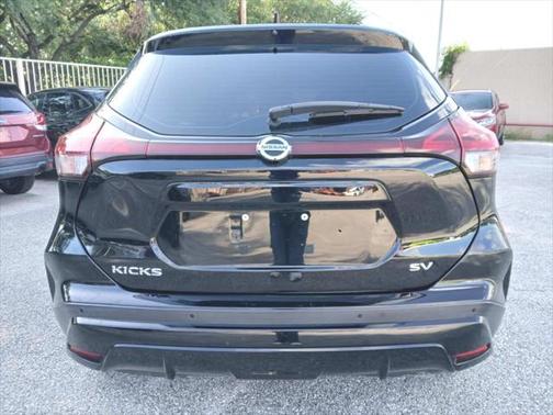 2021 Nissan Kicks SV