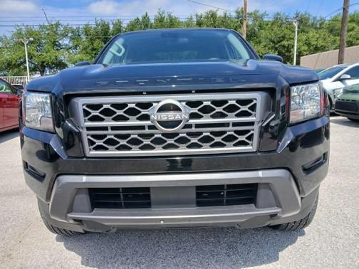 Super Black 2022 Nissan Frontier SV