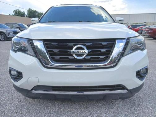 2018 Nissan Pathfinder Platinum