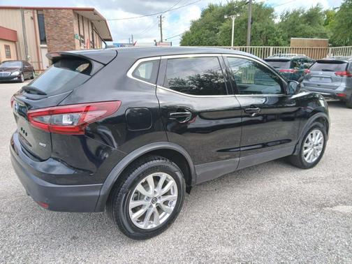 2021 Nissan Rogue Sport S