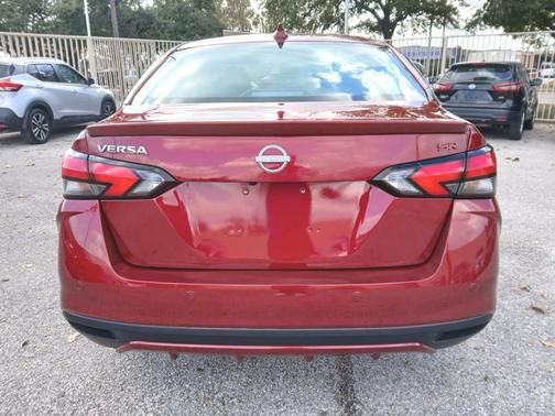 2024 Nissan Versa 1.6 S