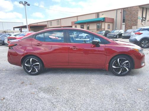 2024 Nissan Versa 1.6 S