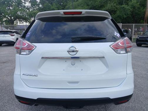 WHITE 2016 Nissan Rogue S