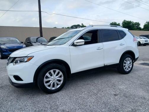 WHITE 2016 Nissan Rogue S