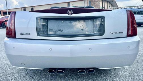 2005 Cadillac XLR Base