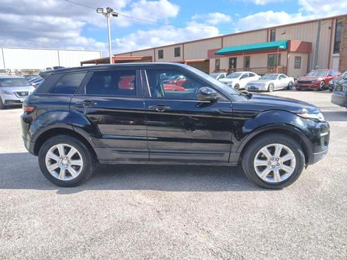 2017 Land Rover Range Rover Evoque SE