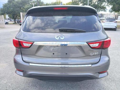 2017 INFINITI QX60 Base