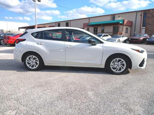 2024 Subaru Impreza Base