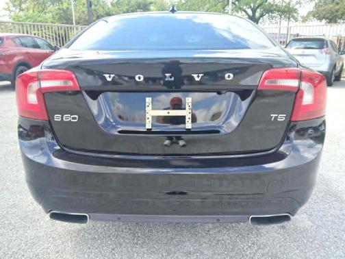 2018 Volvo S60 Inscription T5 Platinum