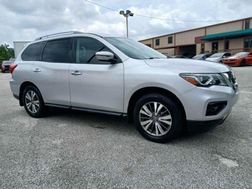 Gun Metallic 2018 Nissan Pathfinder S