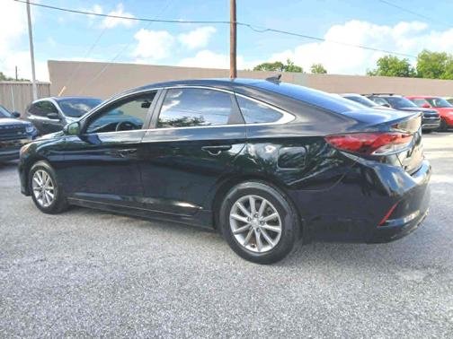 BLACK 2019 Hyundai SONATA SE